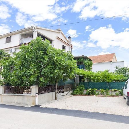 Apartments Amalija Водице Екстериор снимка