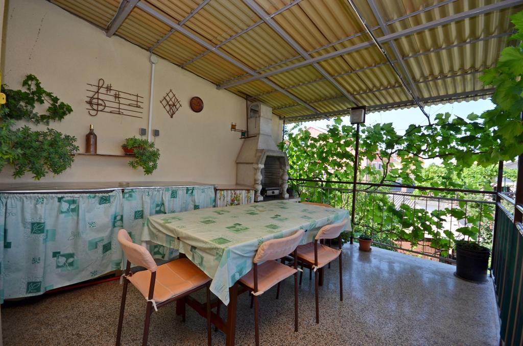 Apartments Amalija Водице Екстериор снимка