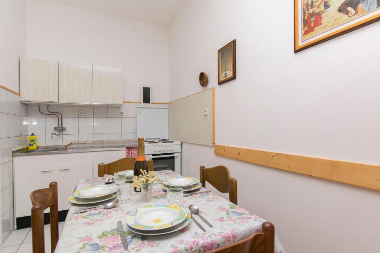 Apartments Amalija Водице Екстериор снимка