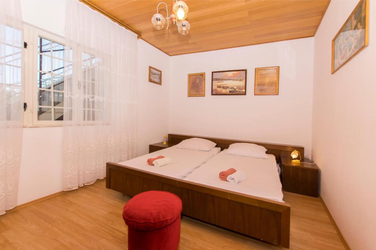 Apartments Amalija Водице Екстериор снимка